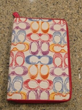 Coach Multicolor E-Reader